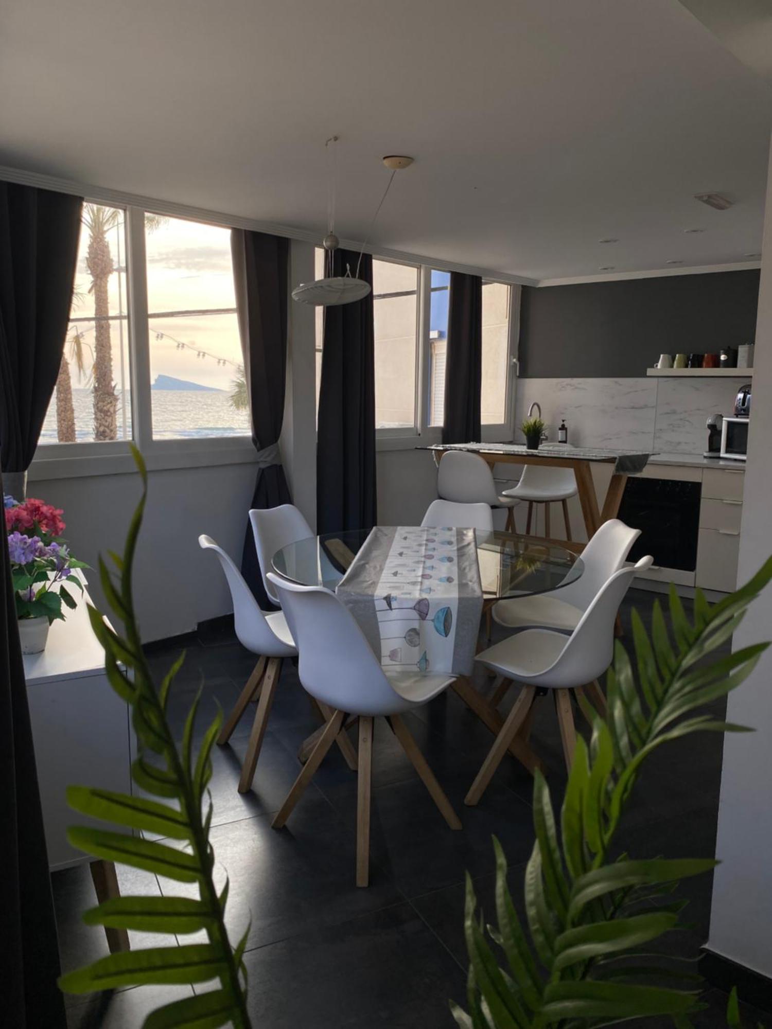 Apartamento Torre Yago Primera Linea Playa Benidorm Con Wi-Fi & Ac Rum bild