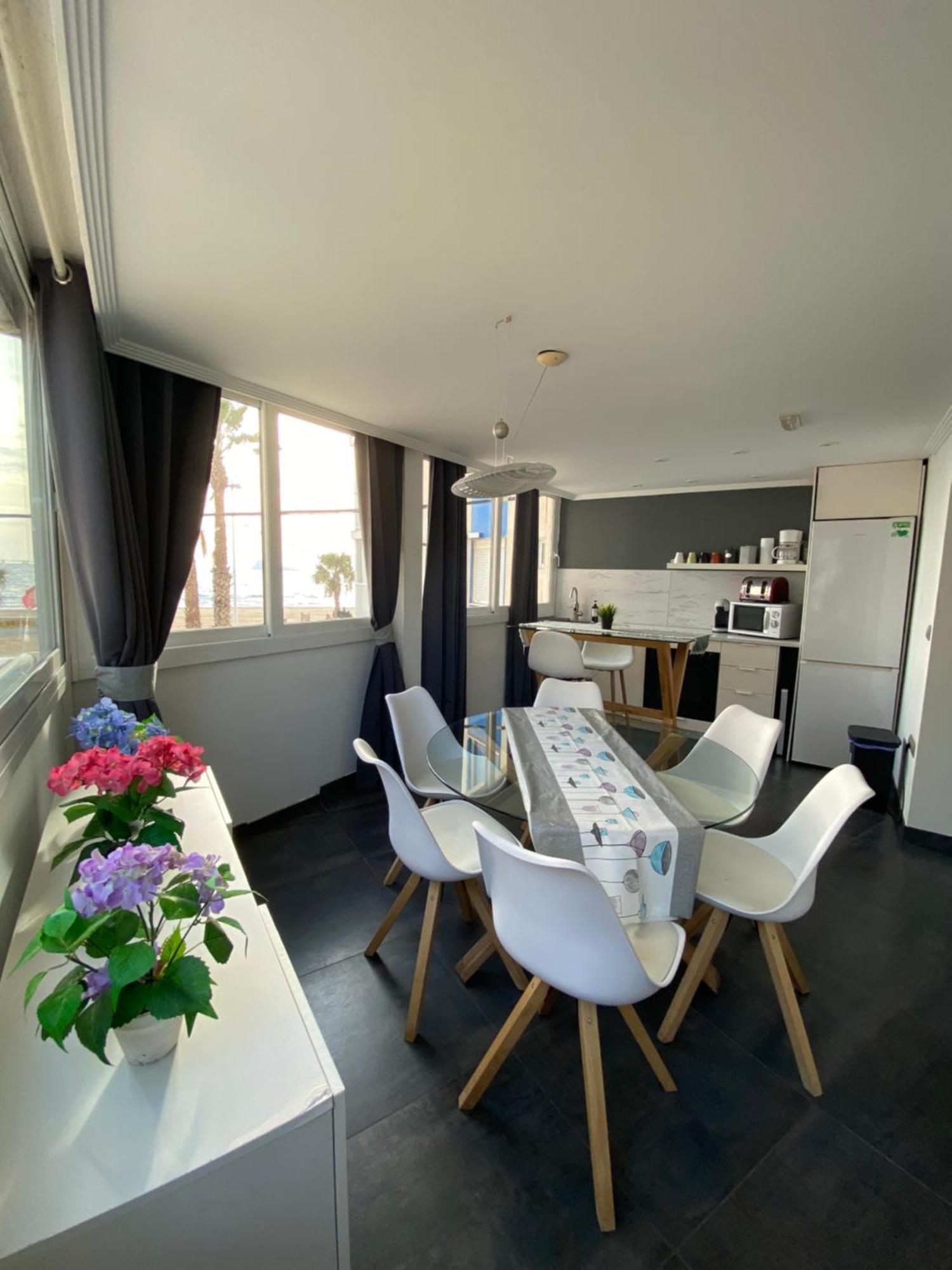 Apartamento Torre Yago Primera Linea Playa Benidorm Con Wi-Fi & Ac Rum bild